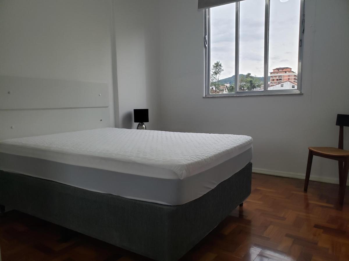 Apartamento No Alto Com Estacionamento E Wi-Fi Apartman Teresópolis Kültér fotó